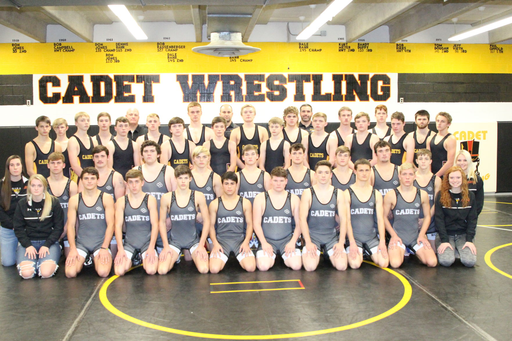IFA Wrestling_TEAM.JPG